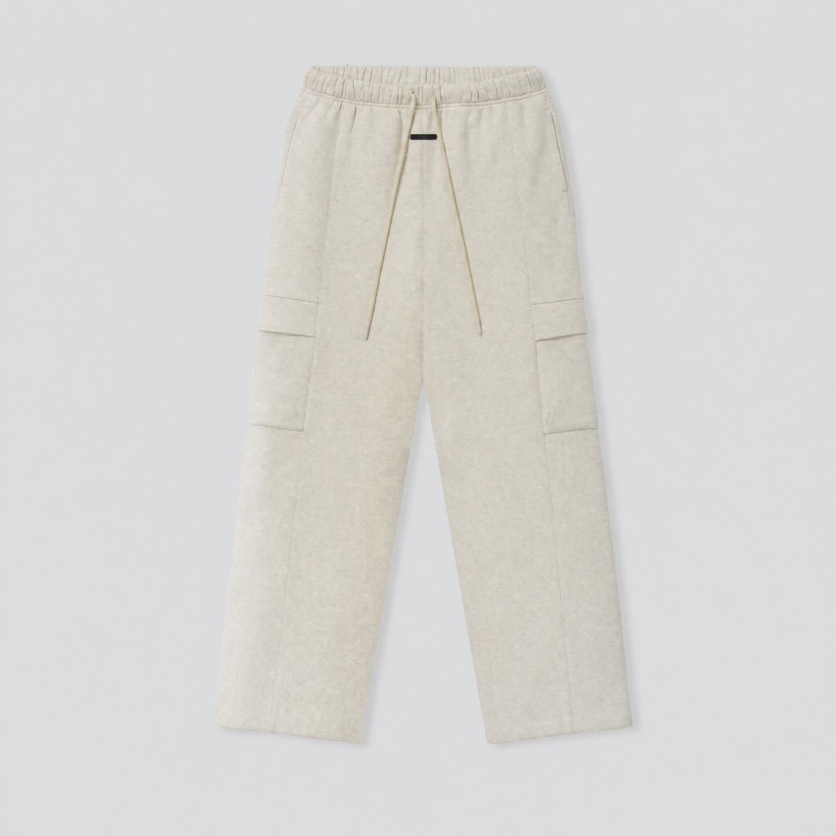 Pantalon cargo large en molleton vanille chiné, vue de face